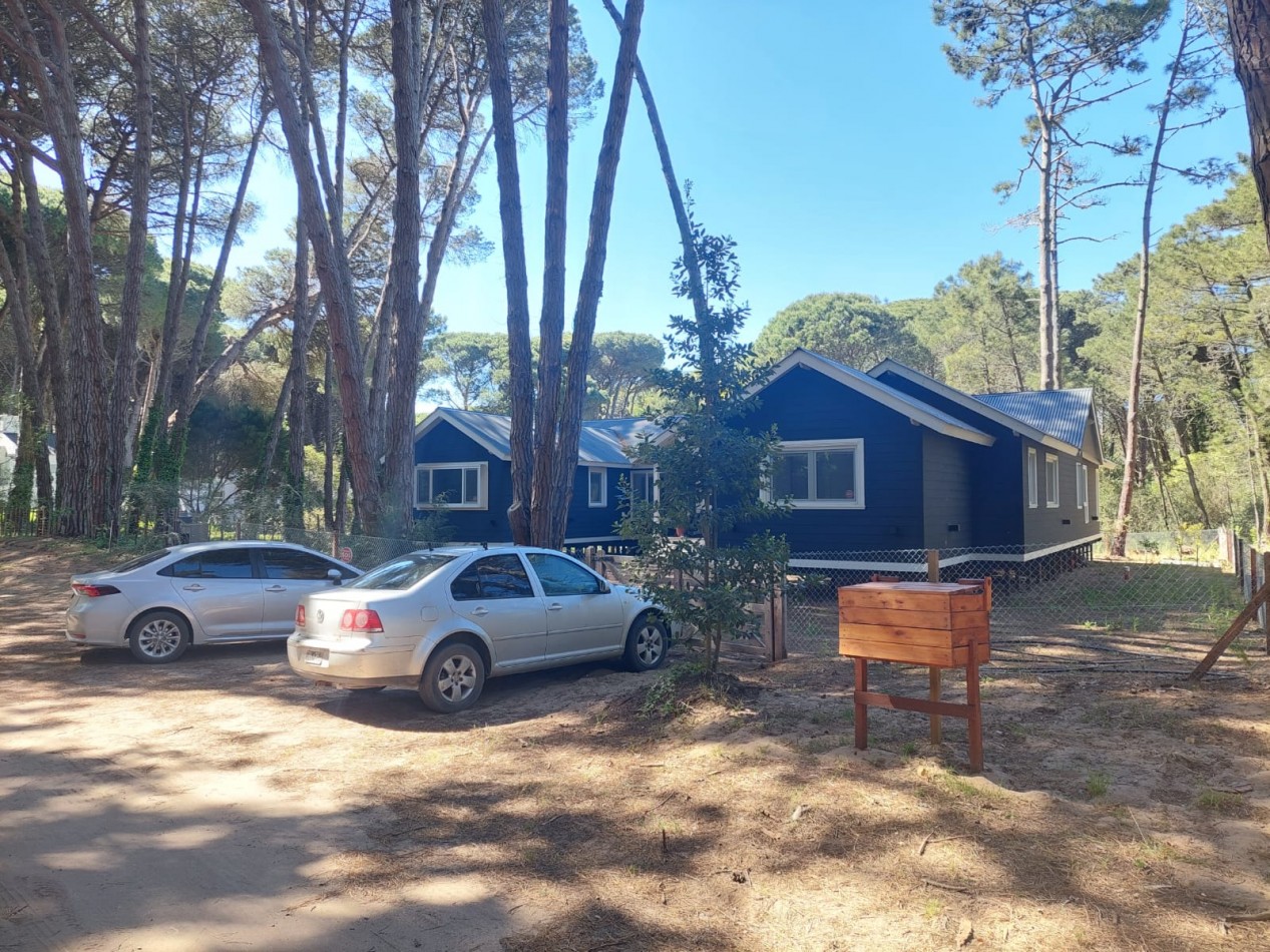 Excelente casa, nueva y moderna, espaciosa con parrillla y hermosas vistas.