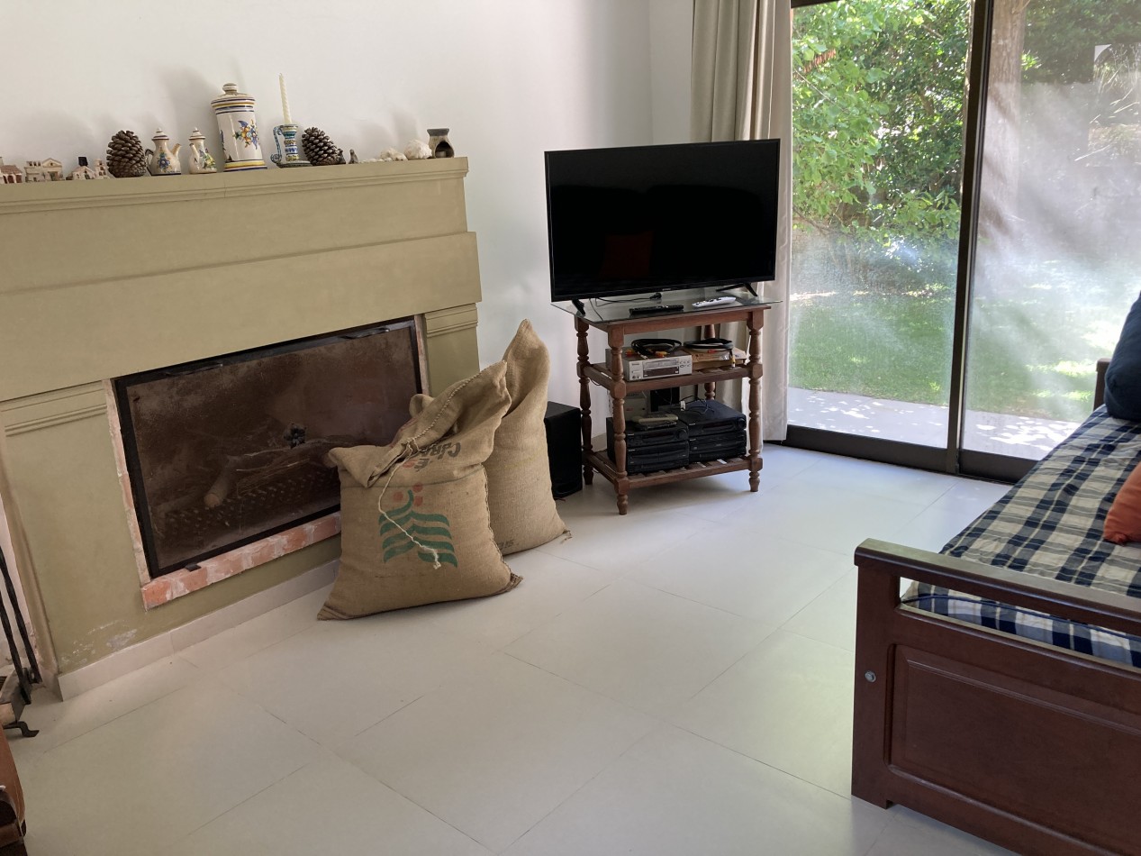 Maravillosa casa en Carilo a pasos del mar!