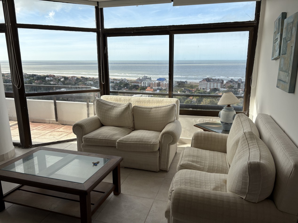 Departamento en Pinamar centro, piso alto, con maravillosa vista al mar