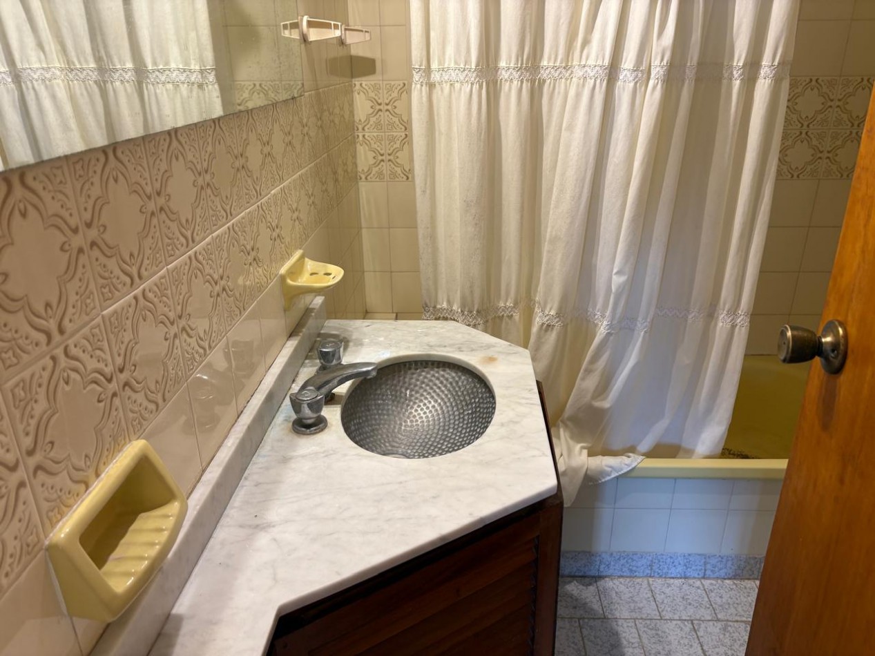 Departamento en Pinamar centro, piso alto, con maravillosa vista al mar