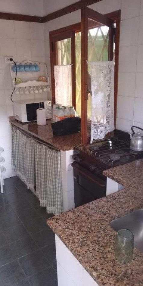 Casa muy comoda en Valeria a 3 cuadras del mar