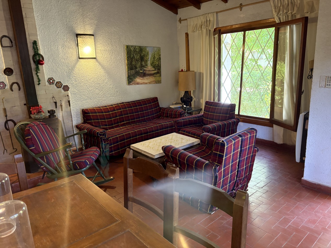 Casa muy comoda en Valeria a 3 cuadras del mar