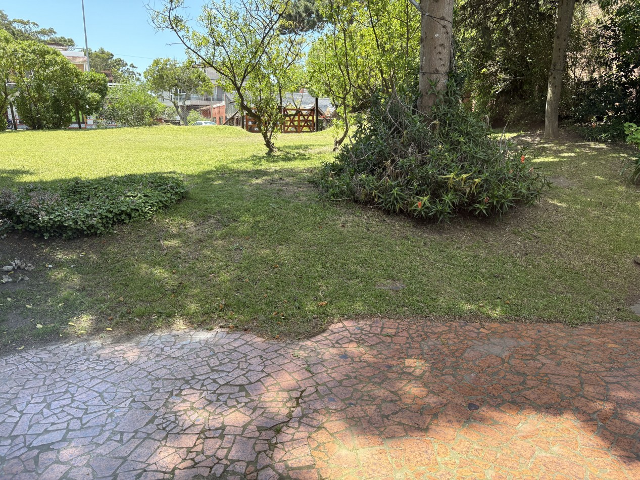 Casa muy comoda en Valeria a 3 cuadras del mar