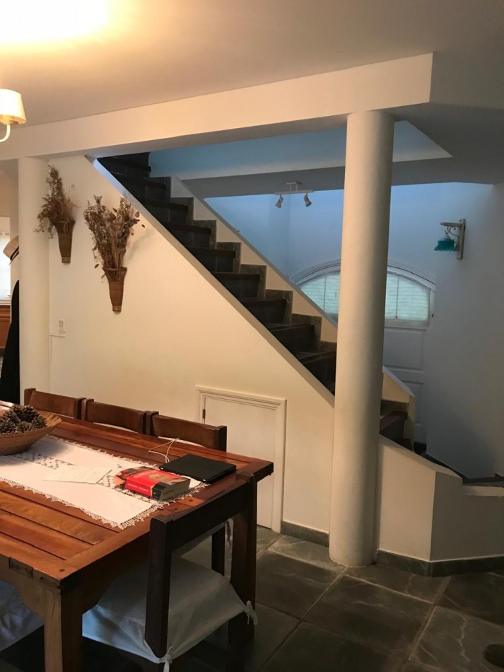 Hermosa casa en Carilo a 4 cuadras del mar y 4 del centro en lugar muy tranquilo. 