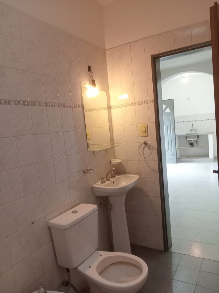 DOS AMBIENTES CON PATIO EN ALQUILER EN BELLA VISTA