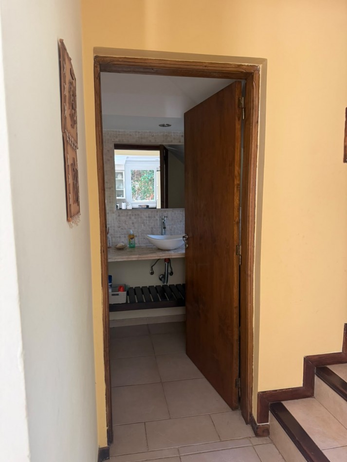 Esplendida casa en Carilo en excelente ubicacion.