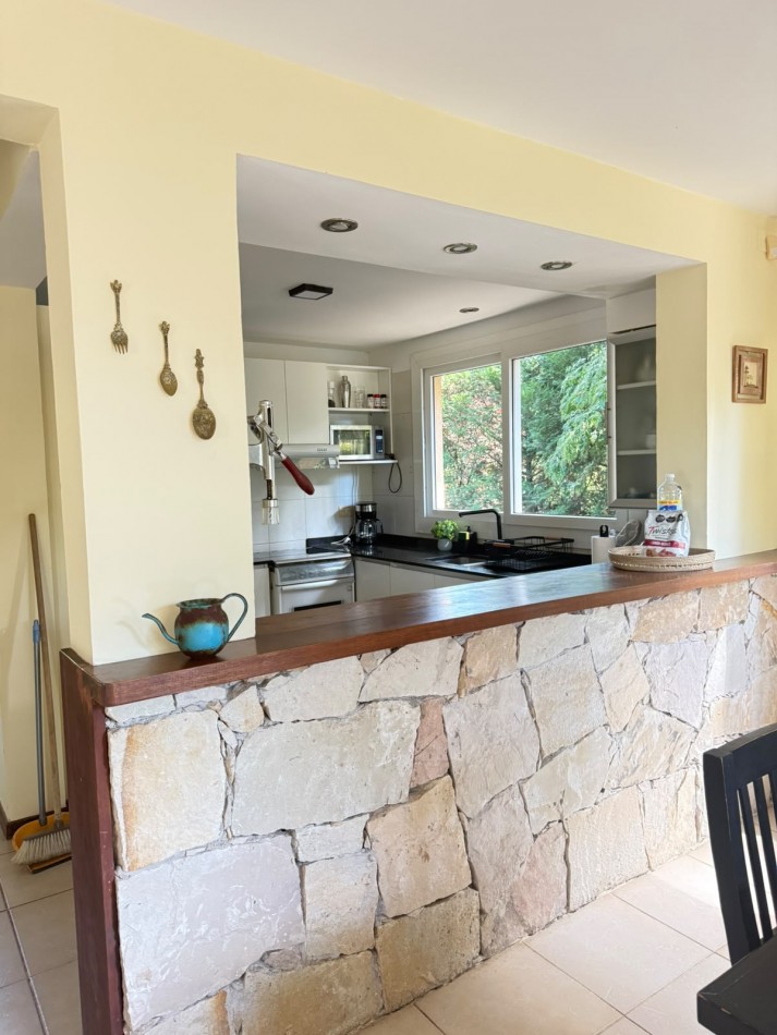 Esplendida casa en Carilo en excelente ubicacion.
