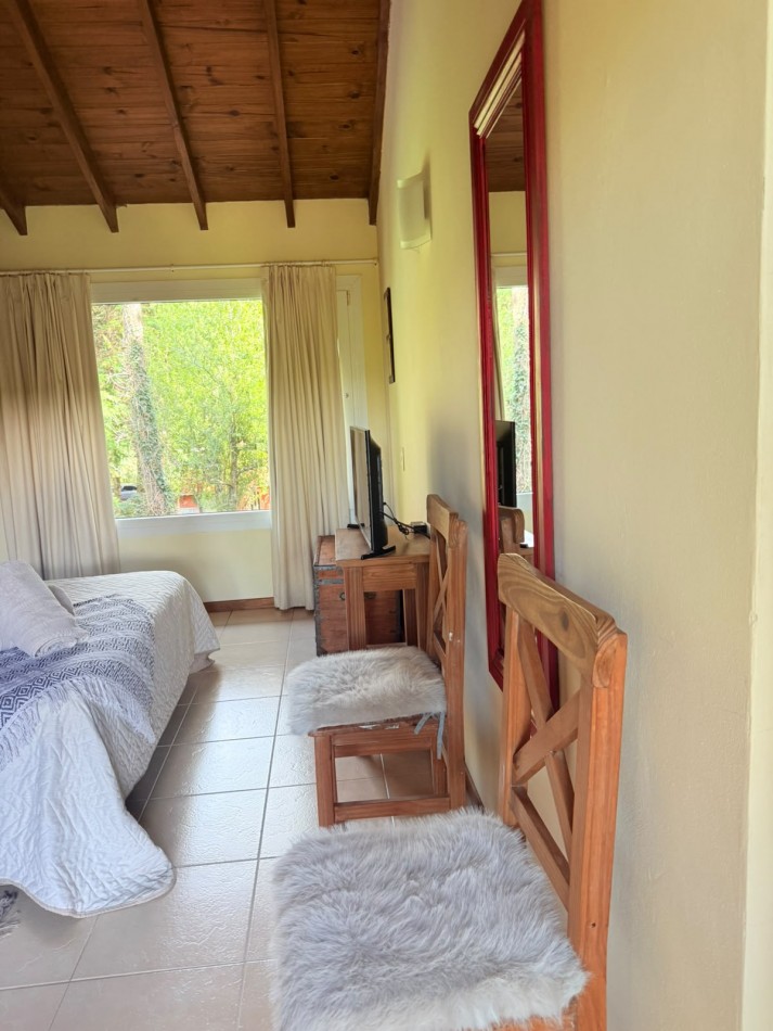 Esplendida casa en Carilo en excelente ubicacion.