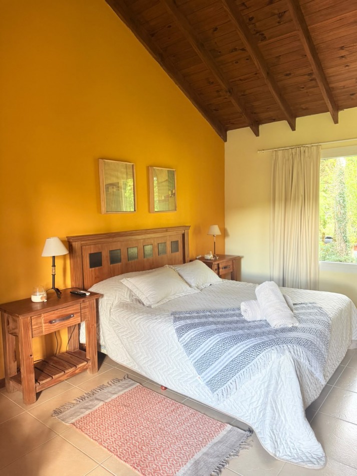 Esplendida casa en Carilo en excelente ubicacion.