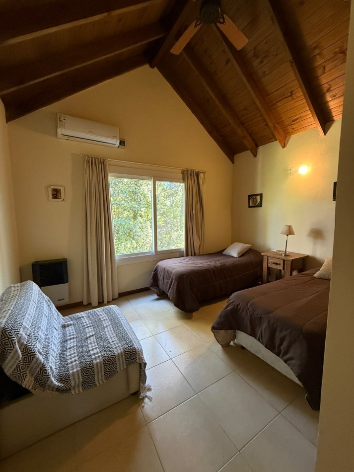 Esplendida casa en Carilo en excelente ubicacion.
