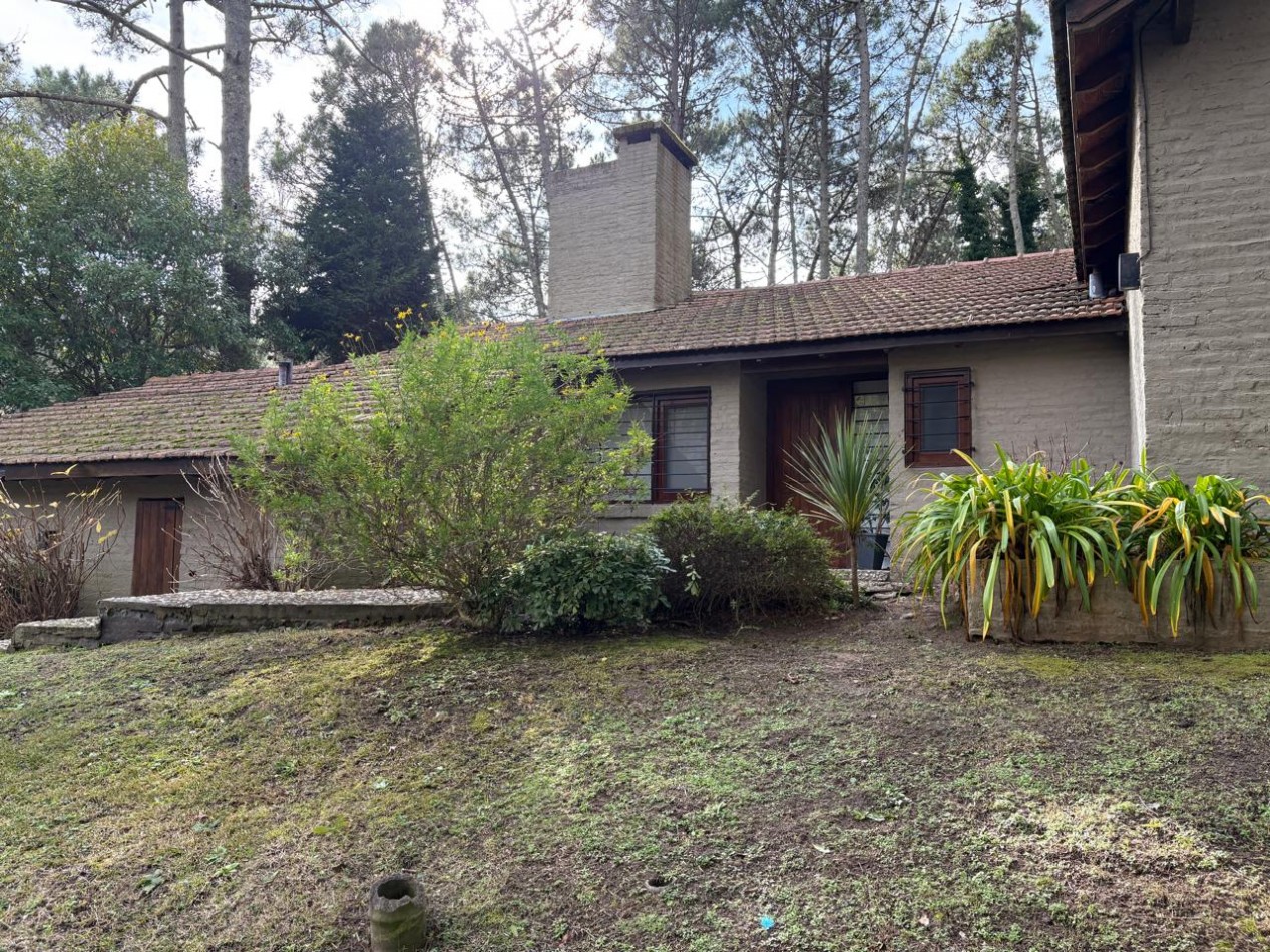 Lindisima casa en el bosque de Carilo