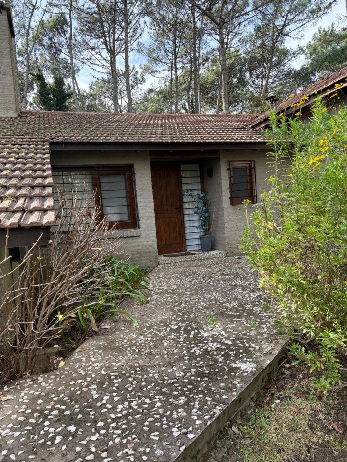 Lindisima casa en el bosque de Carilo