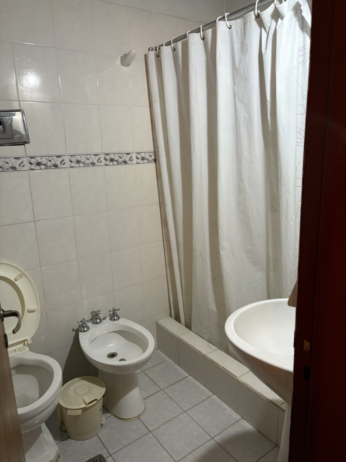 Casa muy comoda en Valeria a 3 cuadras del mar