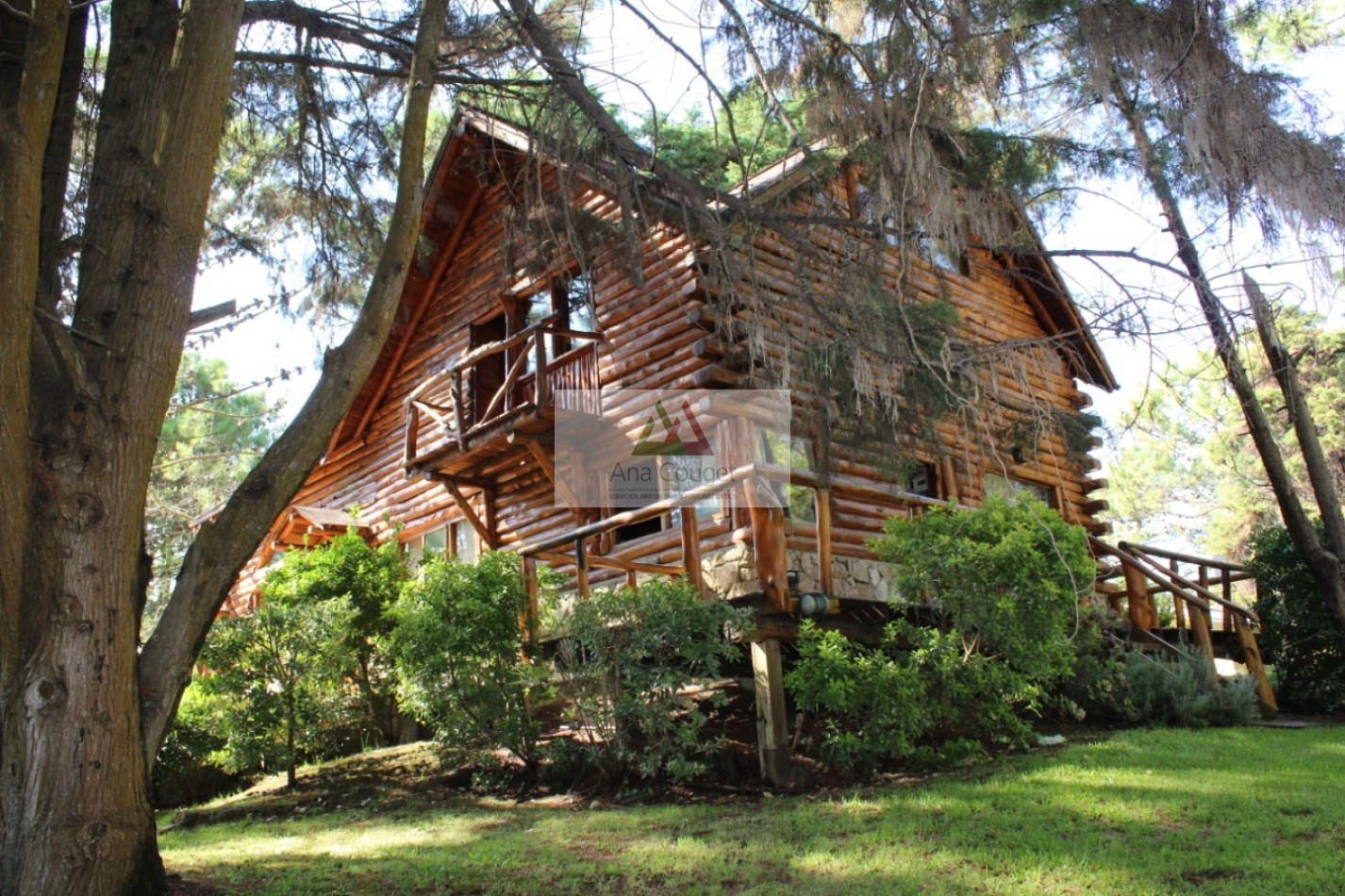 Calida cabaña de madera en Carilo para 6 personas  