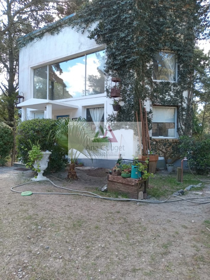 Maravillosa casa en Carilo para 5 personas a 10 cuadras del mar