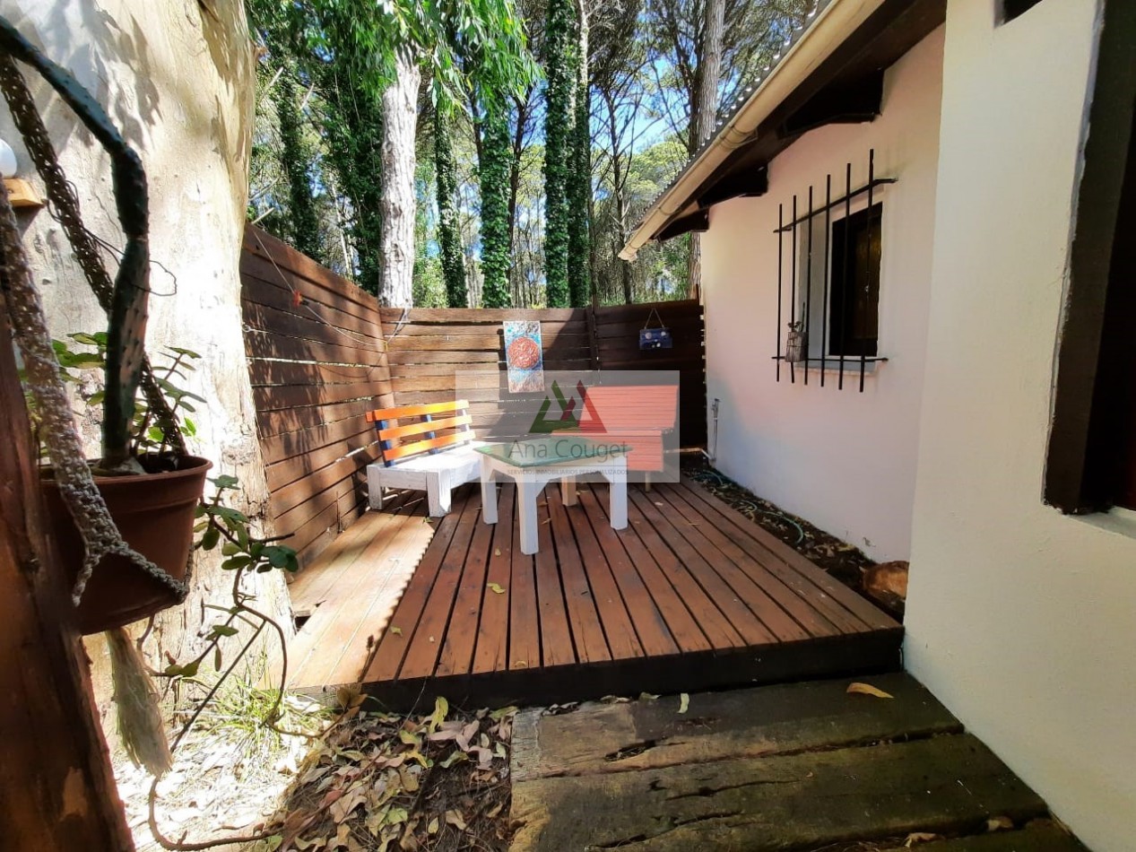 Hermosa casita del bosque, para disfrutar de la naturaleza en Carilo.