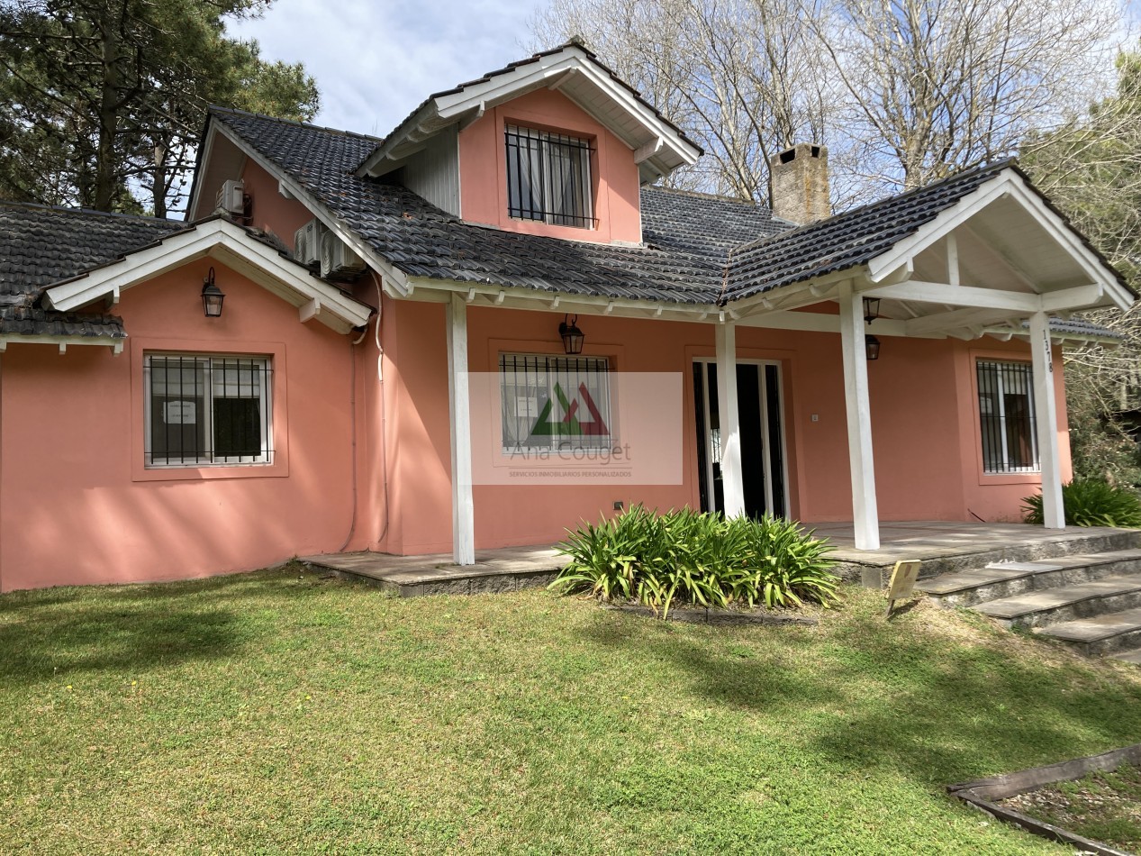 Muy linda casa para 10 personas cerca del golf