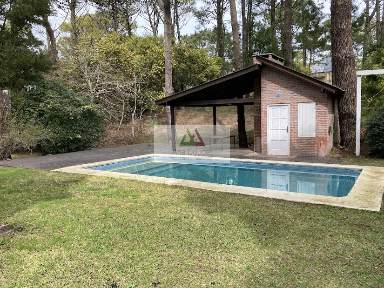 Hermosa casa para 6 con pileta climatizada