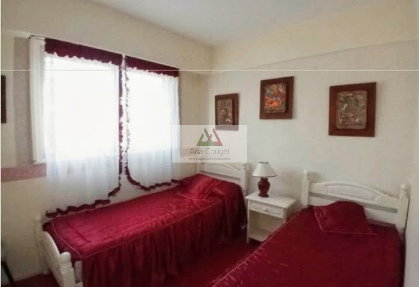 Departamento de 3 ambientes con cochera a 4 cuadras del mar en Pinamar Centro