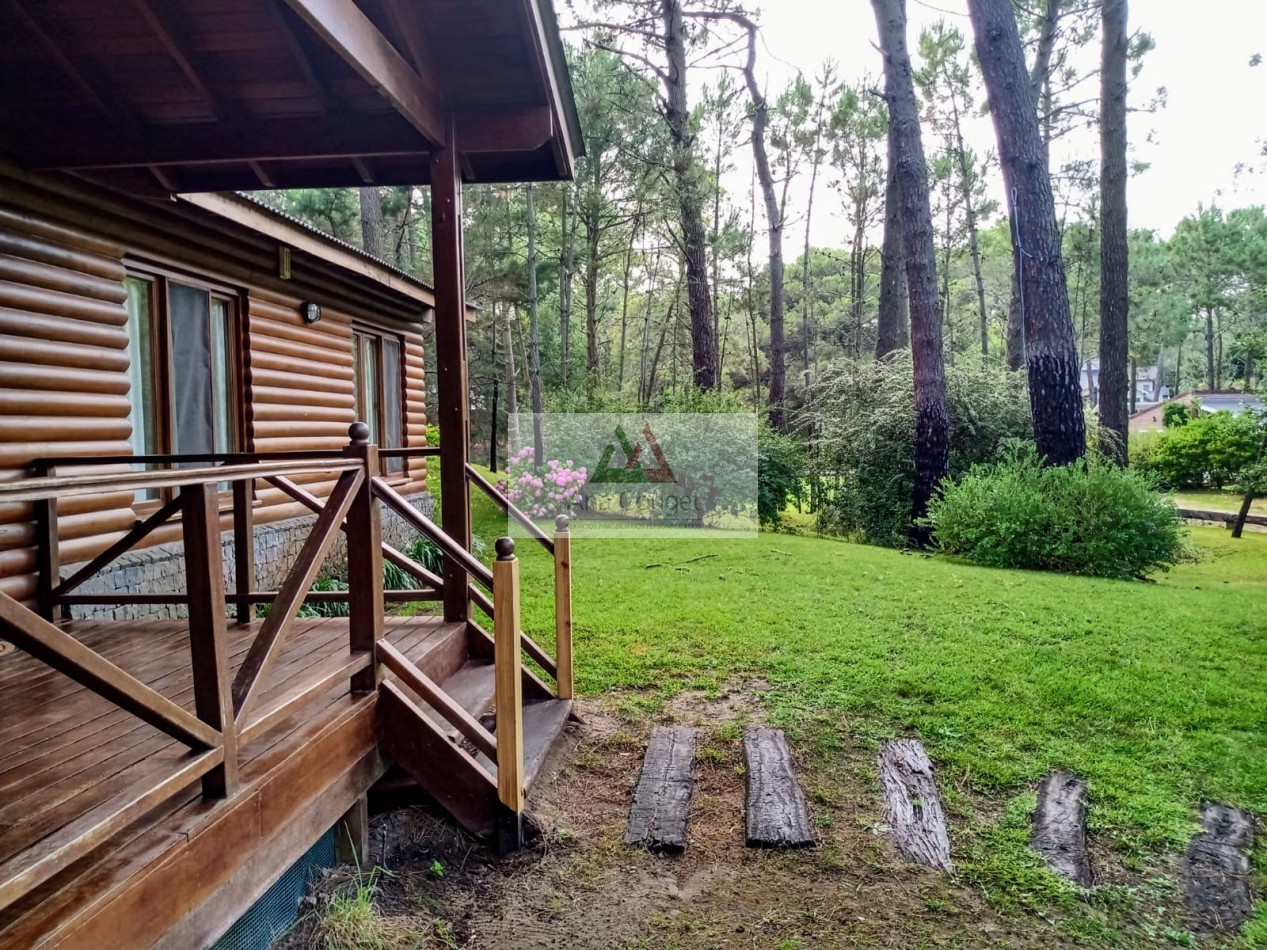 Pintoresca cabaña en el bosque de Carilo