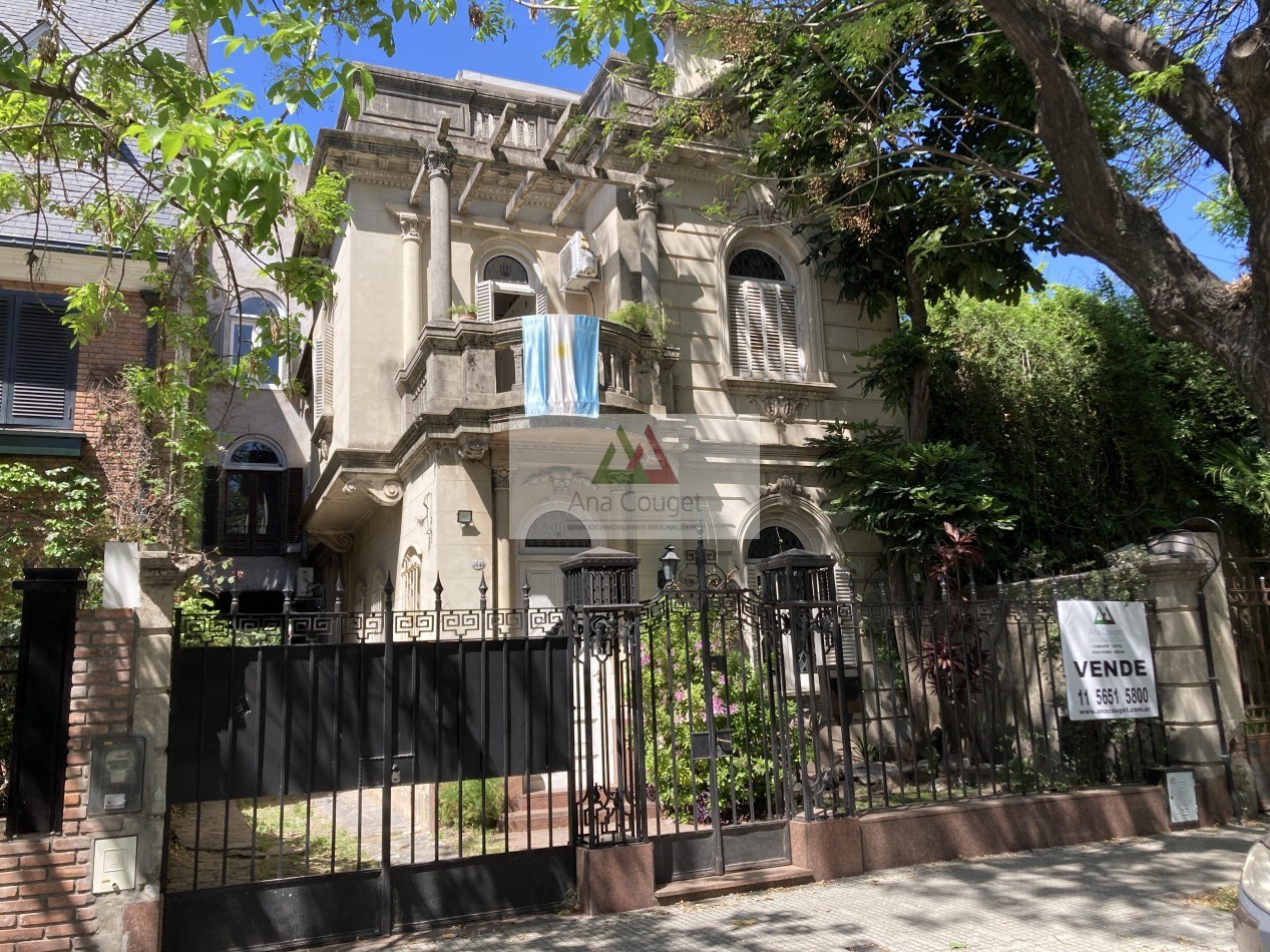 Casa de estilo en excelente ubicacion en Belgrano