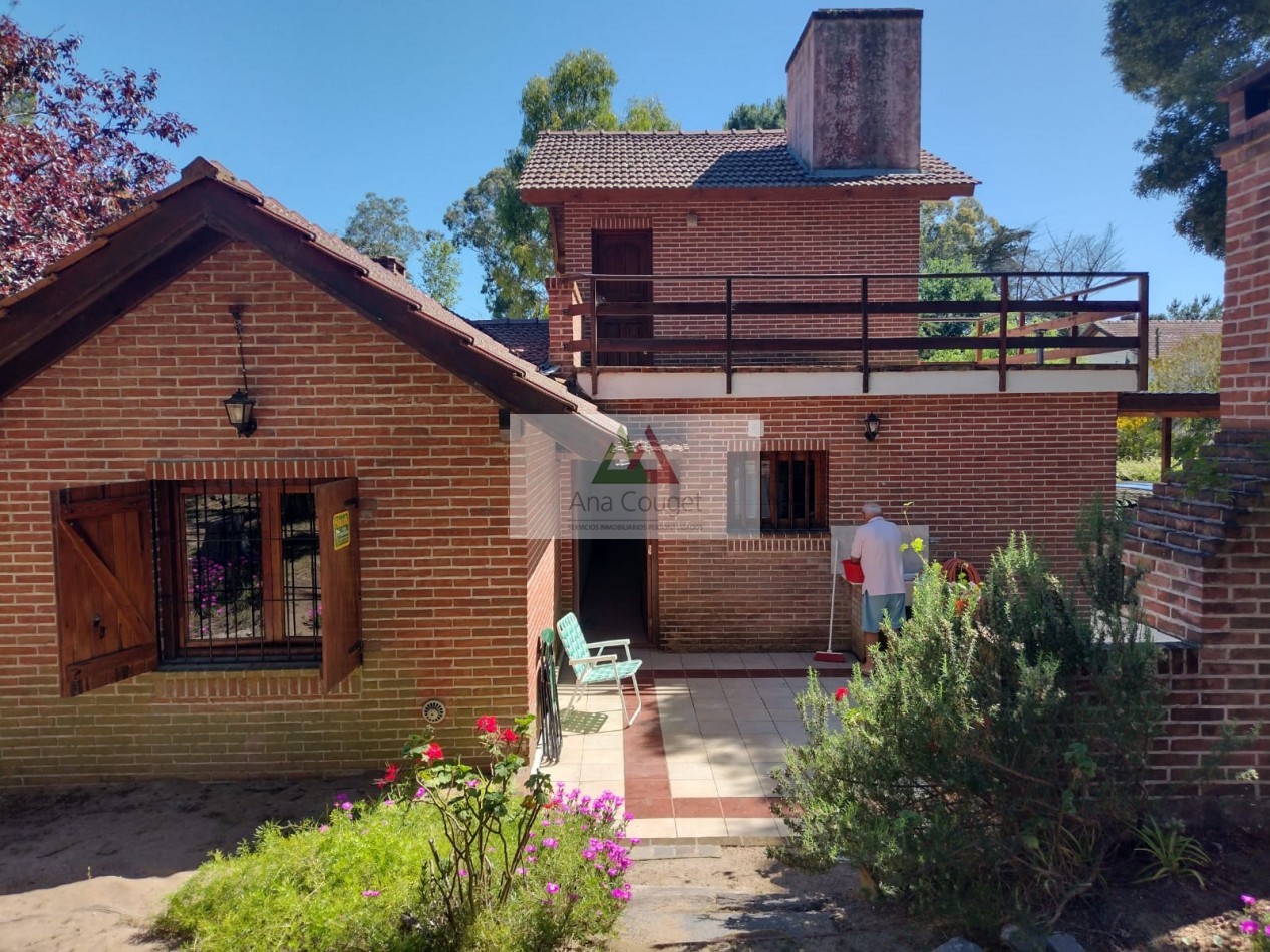 Excelente casa en Valeria del Mar para 6 personas cerca de la playa y del centro