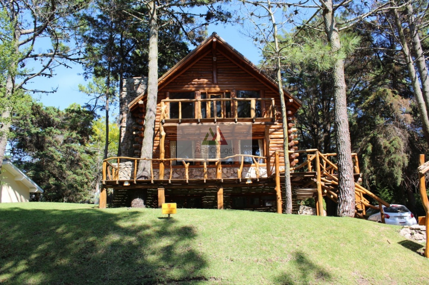 Calida cabaña de madera en Carilo para 6 personas  