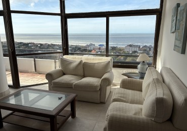 Departamento en Pinamar centro, piso alto, con maravillosa vista al mar