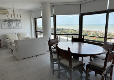 Departamento en Pinamar centro, piso alto, con maravillosa vista al mar